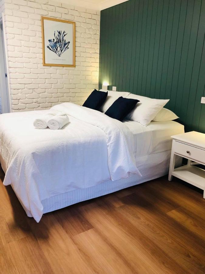 Bay House Motel Bateau Bay Bagian luar foto
